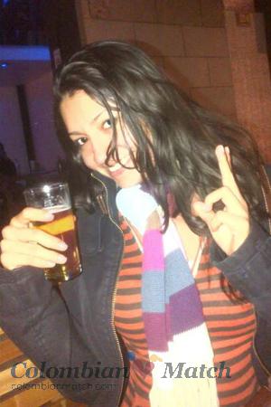 151210 - Karen Age: 37 - Chile