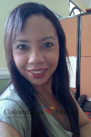 151221 - Souad Age: 42 - Colombia
