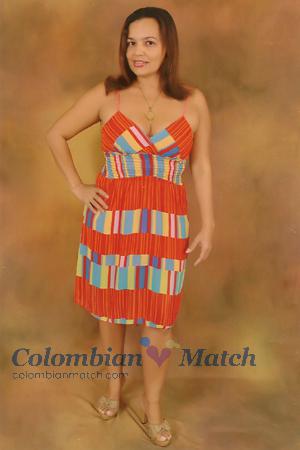 151699 - Yomaira Age: 51 - Colombia