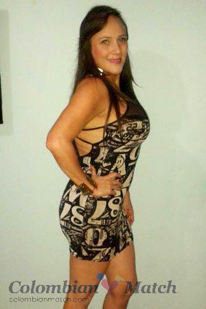 153446 - Liliana Maria Age: 52 - Colombia
