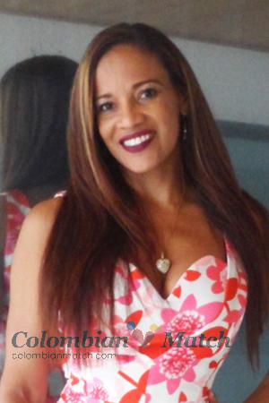 154438 - Yenis Age: 48 - Colombia