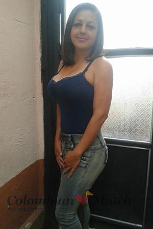 156378 - Kathya Age: 45 - Costa Rica