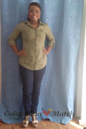 158659 - Yuli Age: 39 - Colombia