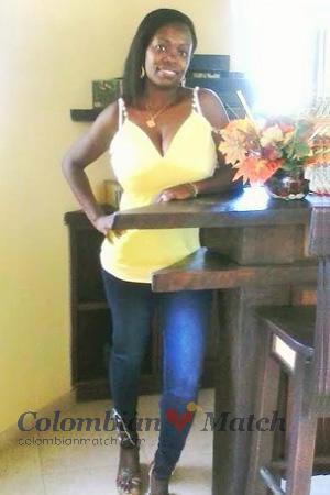 161539 - Luz Age: 47 - Colombia