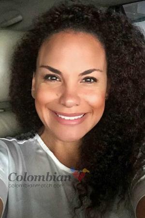 163970 - Monica Age: 49 - Colombia