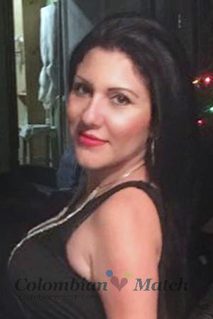 173735 - Katherine Age: 43 - Costa Rica