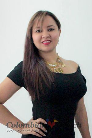 174207 - Sandra Milena Age: 45 - Colombia