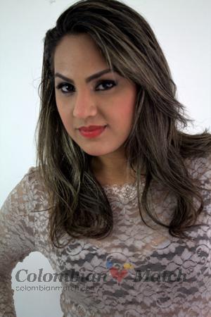 176813 - Kerli Age: 39 - Colombia