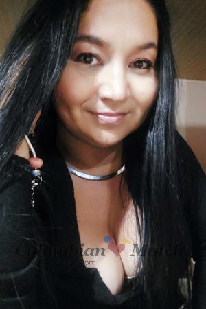 180087 - Patricia Age: 45 - Costa Rica