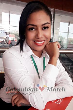 181045 - Marticela Age: 34 - Colombia
