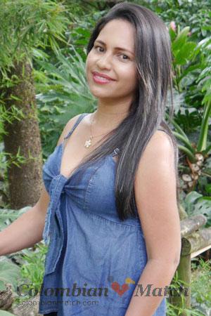 181521 - Adriana Age: 41 - Colombia