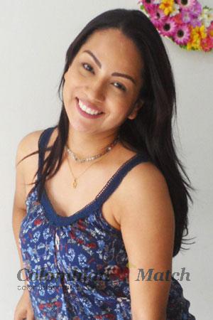 181526 - Karen Age: 45 - Colombia