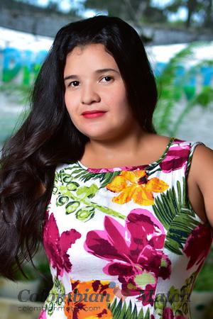 185315 - Liseth Age: 35 - Colombia
