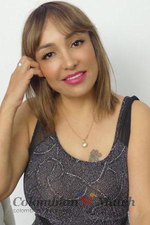 187602 - Rosa Elena Age: 54 - Colombia