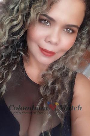 192919 - Fernanda Age: 36 - Colombia