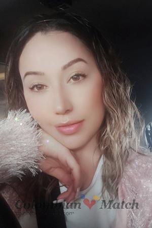 195440 - Yenny Age: 39 - Colombia