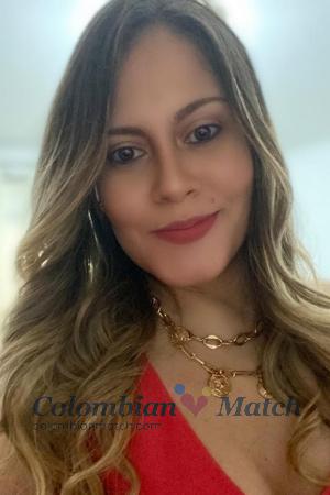 195908 - Lina Age: 38 - Colombia