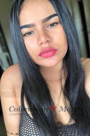196158 - Laura Age: 24 - Colombia