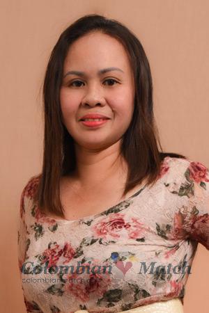 198540 - Marilyn Age: 54 - Philippines