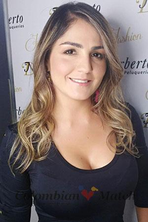 200168 - Manuela Age: 41 - Colombia