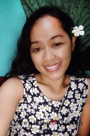 200990 - Rhezel Age: 35 - Philippines