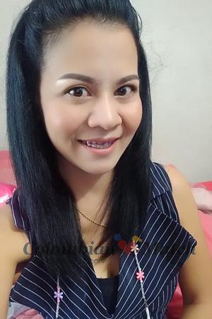 203881 - Nichaphat Age: 44 - Thailand