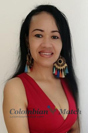 204165 - Claudia Age: 48 - Colombia