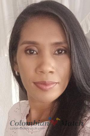 204358 - Rudis Age: 47 - Colombia