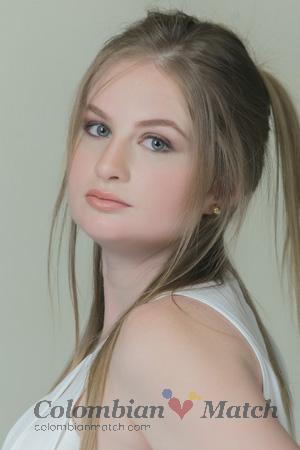 207422 - Daniela Age: 33 - Colombia
