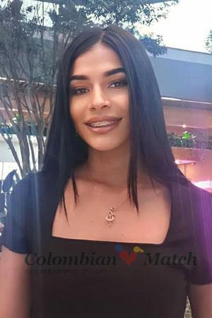 208254 - Luisana Age: 26 - Colombia