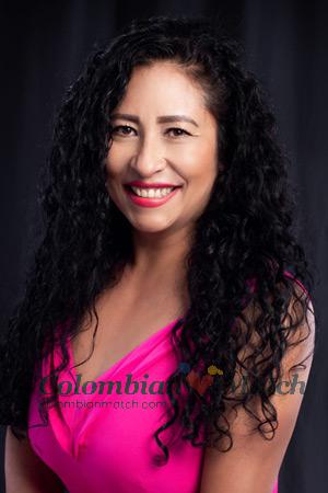 211263 - Luz Age: 51 - Colombia