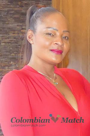 211374 - Novelia Age: 44 - Colombia
