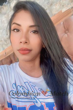 212148 - Andrea Age: 38 - Colombia