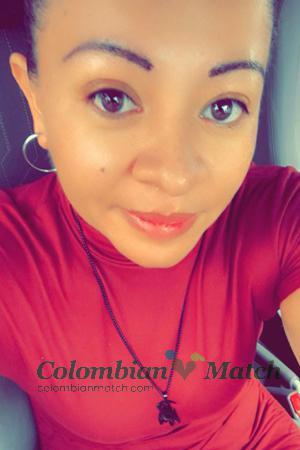 213348 - Margoth Age: 42 - Costa Rica