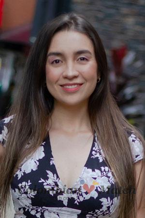 213753 - Laura Age: 33 - Colombia