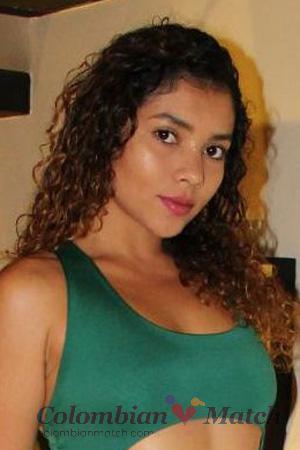 213953 - Fernanda Age: 29 - Costa Rica