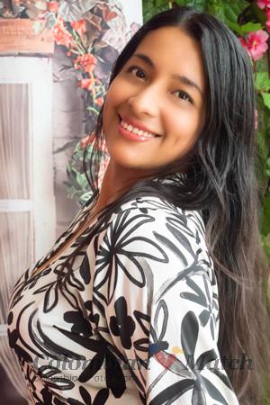 214902 - Jennifer Age: 33 - Peru