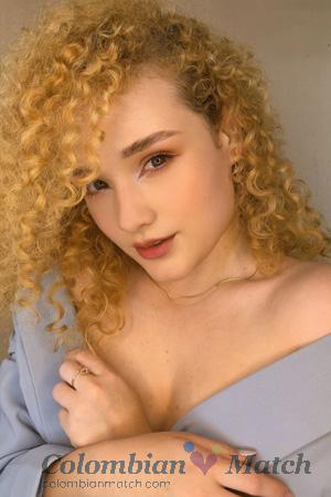 215550 - Scarlet Age: 26 - Colombia