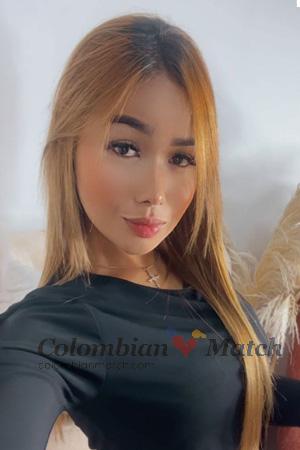 216417 - Yulieth Age: 25 - Colombia