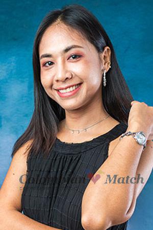 216577 - Thanawadi (Gik) Age: 37 - Thailand