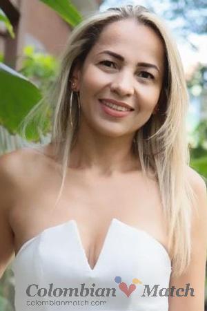 217040 - Gloria Elena Age: 43 - Colombia