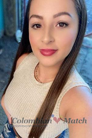 219052 - Yerlin Age: 31 - Costa Rica