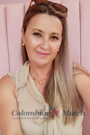 219324 - Marianela Age: 46 - Costa Rica