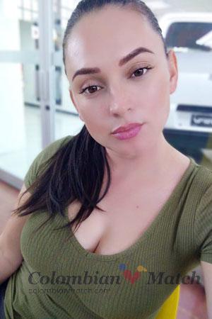 220504 - Milady Age: 38 - Costa Rica