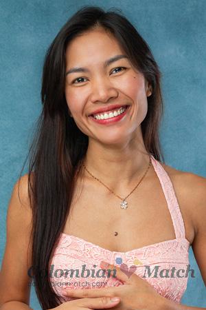 221196 - Phitsamai Age: 25 - Thailand