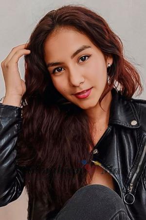 221465 - Jennifer Age: 21 - Colombia