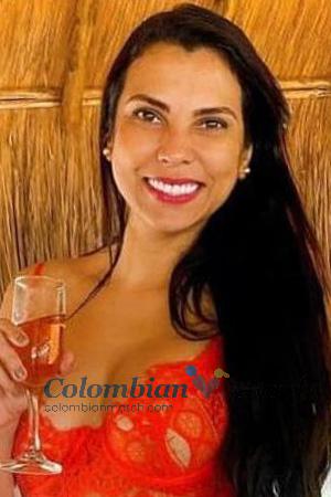 221511 - Ornella Age: 39 - Colombia