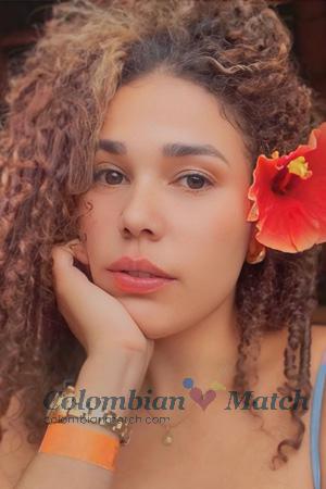 221908 - Yenifer Age: 26 - Colombia