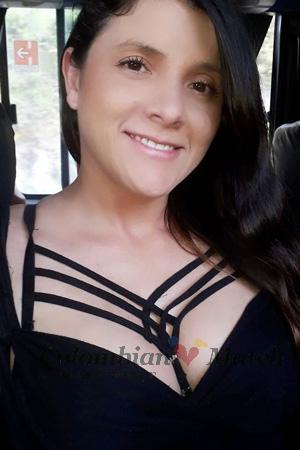 222363 - Maggie Age: 44 - Costa Rica