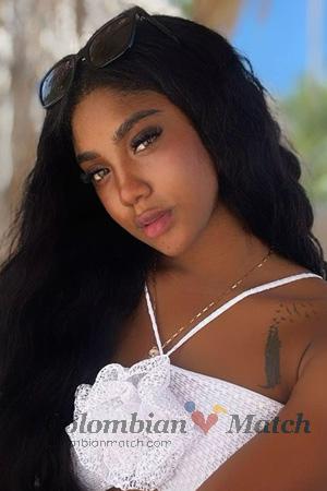 223286 - Veronica Age: 21 - Colombia